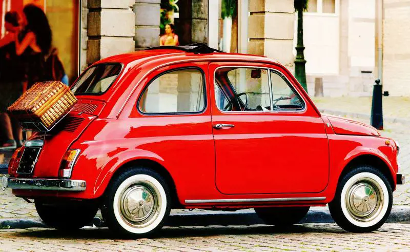 Vecchie auto, ecco il bonus per convertirle in elettriche