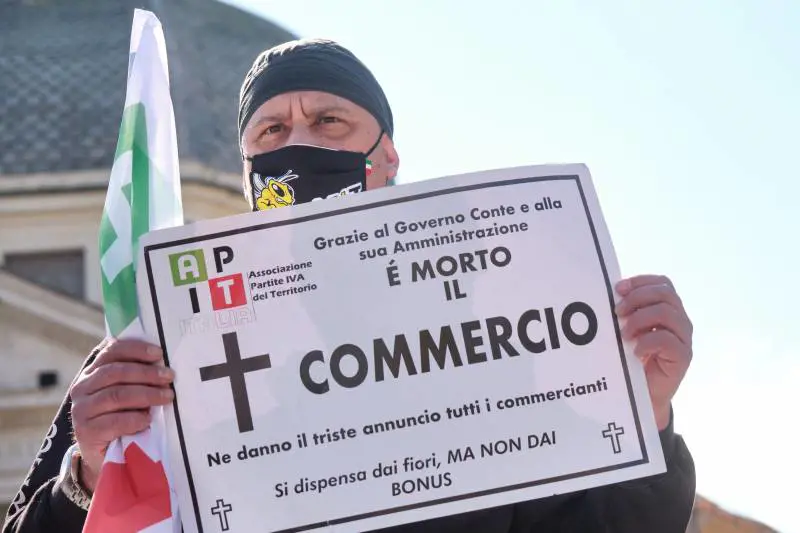 "Hanno tutelato solo gli statali"