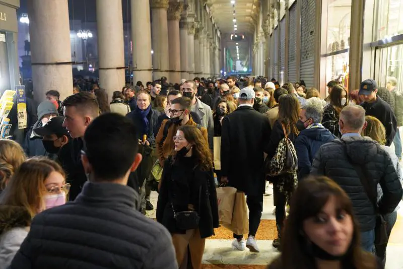 Il Covid uccide l'edonismo e genera paura