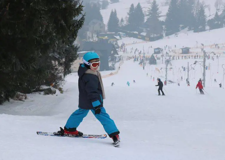 Viaggi e rischio contagi: le Regioni più "sicure" dove passare il Natale 