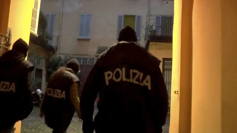 "Vedova nera" presa a Milano. Pronta a immolarsi per Allah