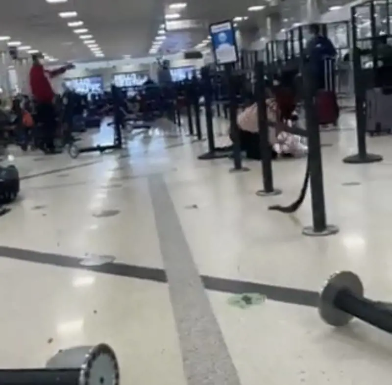 Spara accidentalmente all'aeroporto di Atlanta: ricercato dall'FBI
