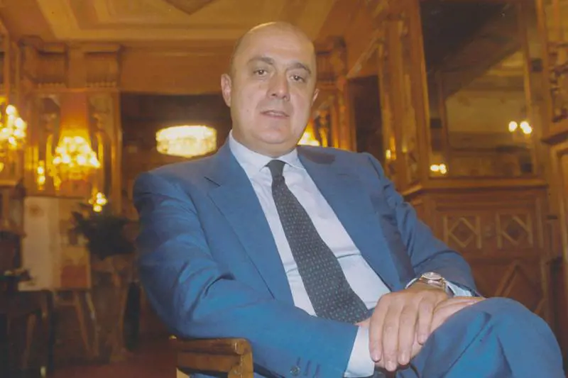 Generali, De Agostini esce ma tiene i diritti di voto