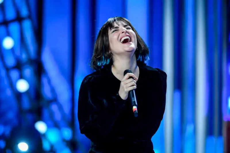 Da Sanremo a Siffredi: il passo (di Arisa) è breve