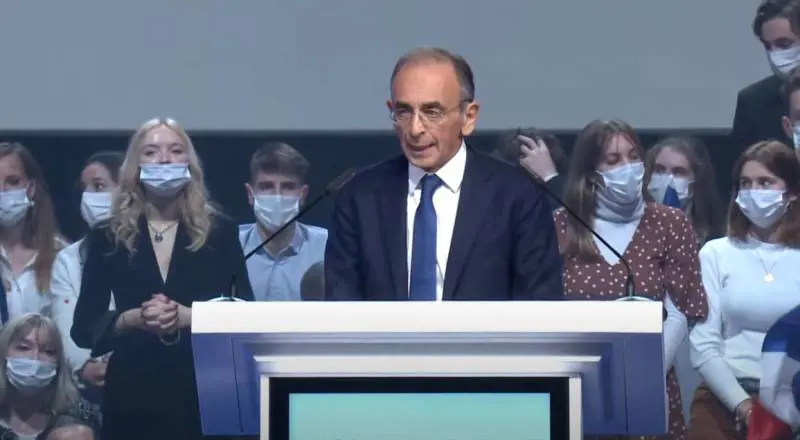 Zemmour lancia movimento "Riconquista": "Vogliono vietarci di difendere le nostre idee"