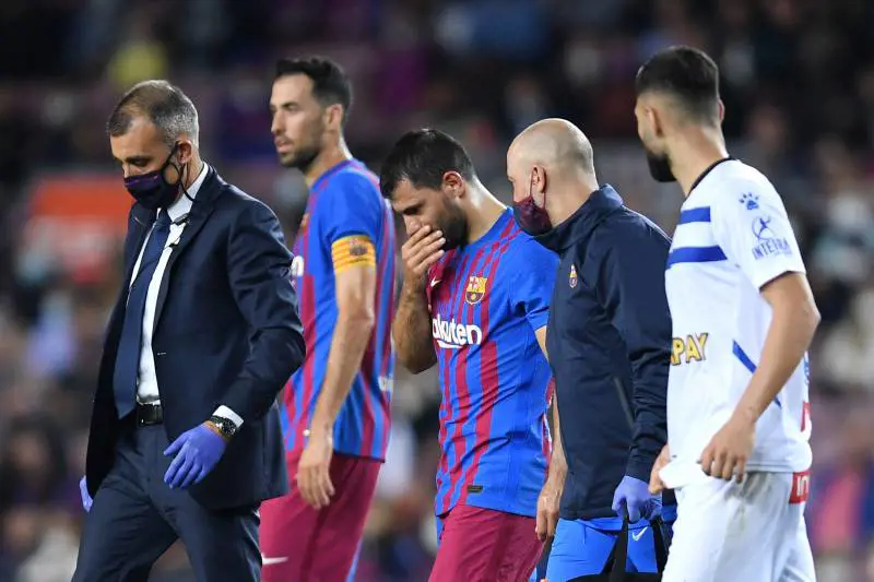 Aguero dice stop. E il calcio è in ansia per i guai di cuore