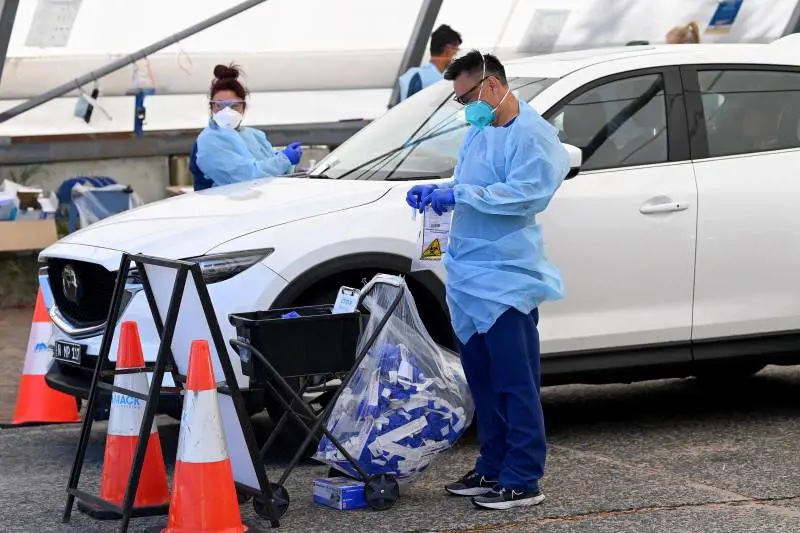 Il virus sta mollando la presa: crollano contagi e ricoveri "Ora si apre una fase nuova"