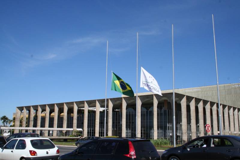 Bandiere a mezz'asta in Brasile per la tragedia dell'Air France 447