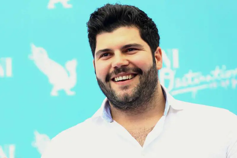 "Genny dà l'addio a Gomorra. Il boss diventa uno sciamano"