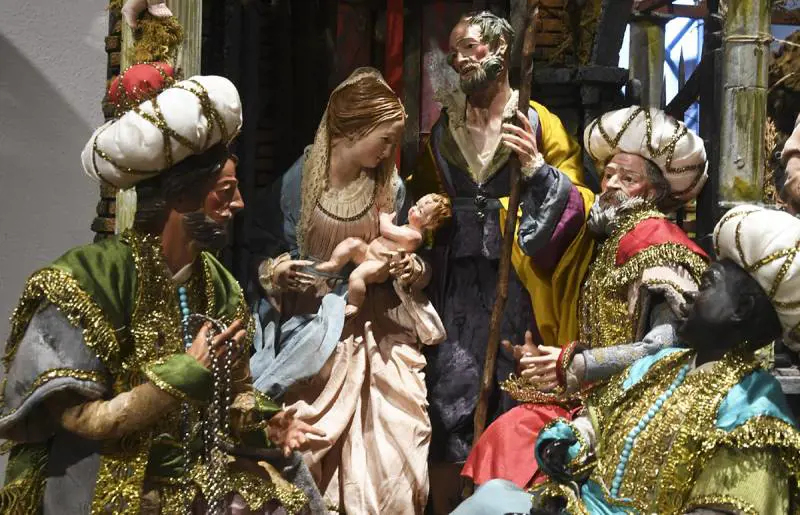 Le assurde motivazioni dell'università che nega il Natale: "Così non si esclude"