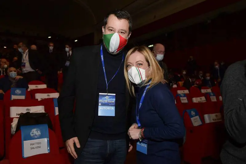 Il grazie di Lega e Fdi "Servizio al Paese". Ma Meloni avverte: "Noi per le elezioni"