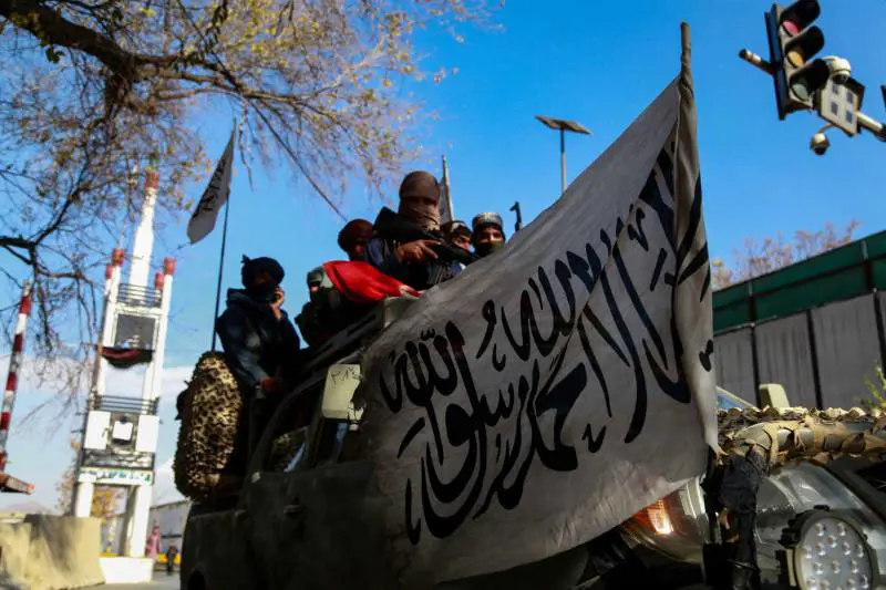 Afghanistan, i talebani finiscono i soldi. Lavoratori pagati coi cereali 