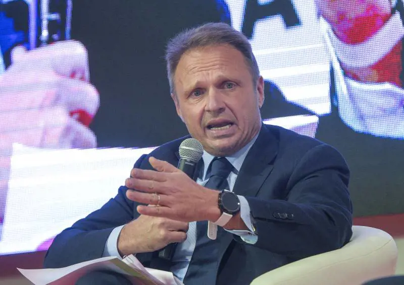 Manovra, Fdi al Colle: "Voto scandaloso"