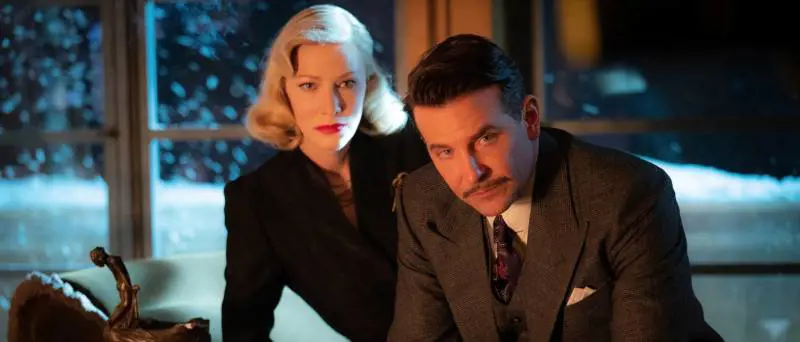 Il nuovo Bradley Cooper partecipa (dimagrito) alla "Fiera delle illusioni"