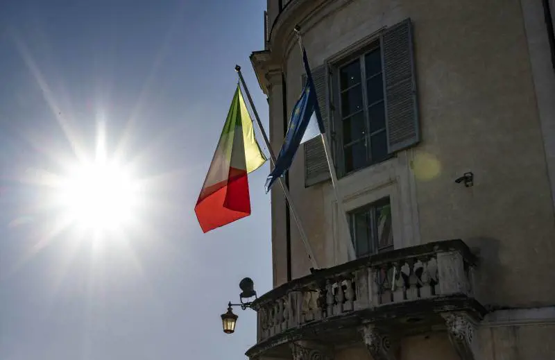 "Chi è senza green pass non potrà votare il presidente della Repubblica"