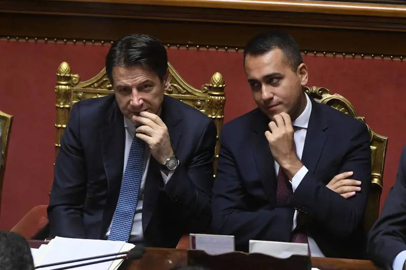 Chi rischia la poltrona nella guerra Conte-Di Maio