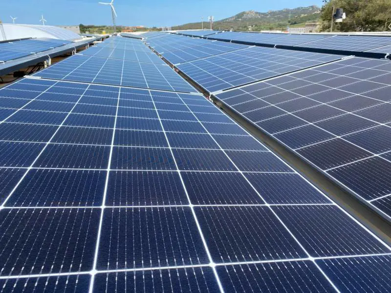 Rinnovabili, approvato solo l'1% dei progetti. Il flop dell'energia green