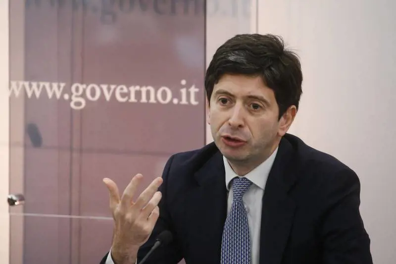 Cure domiciliari. Bocciato il Tar: "Dal ministero niente vincoli"