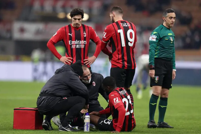 Per il Milan solo nemici: lo Spezia in forma, le assenze e pure S. Siro