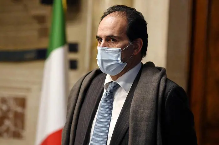 "Difenda anche chi non è del M5s". Marcucci smaschera Conte