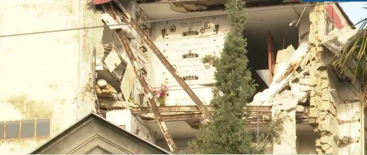 Crollo cimitero Poggioreale: lavori ancora in alto mare