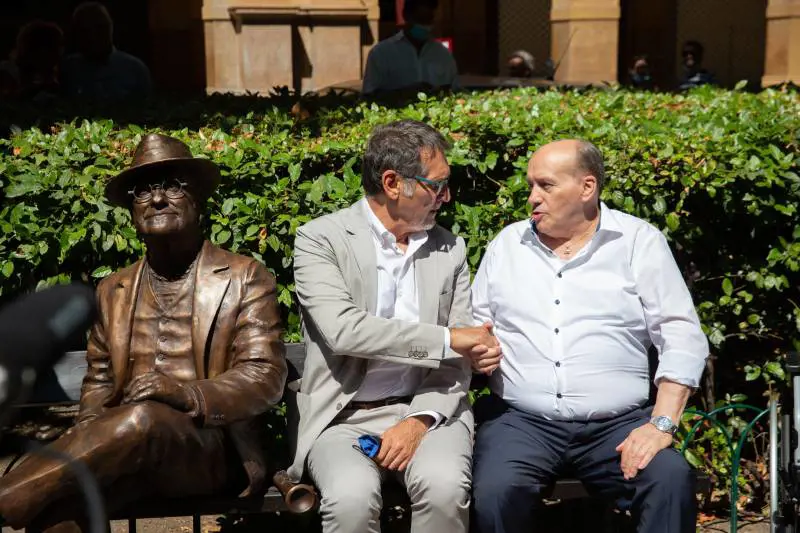 Lucio e l'Italia: viaggio tra note, spiagge e piazze secondo Dalla