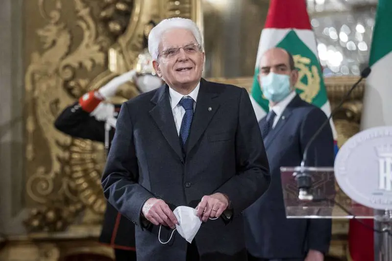 Mattarella: "Se serve ci sono"