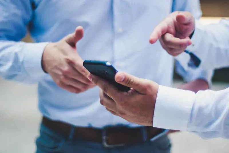 Ecco il virus svuota-conto che azzera lo smartphone: i dispositivi a rischio