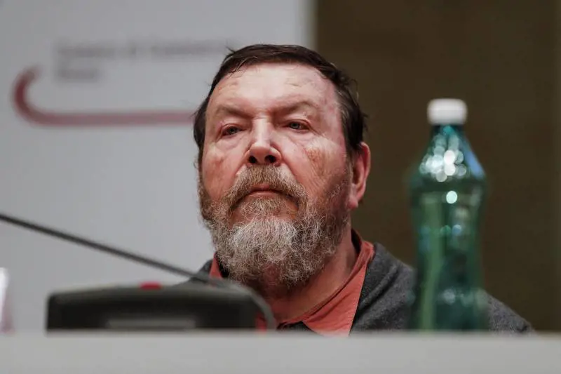 Malore per Giuliano Ferrara: "Grave, ma stabile"