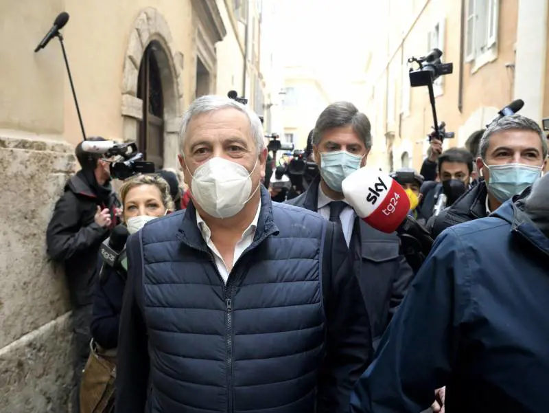 Gas, la ricetta azzurra Pnrr, Sala a Fontana: "Tutto Sud, Sud, Sud..."
