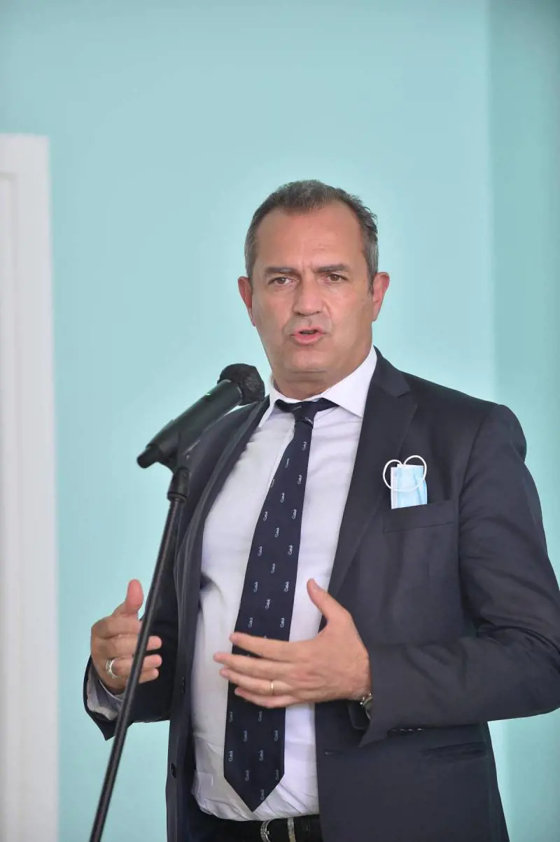 L'ex sindaco Luigi De Magistris