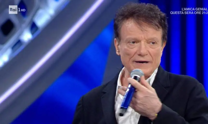 "Ero bloccato e mi sono inca....". Lo sfogo di Massimo Ranieri dopo il Festival