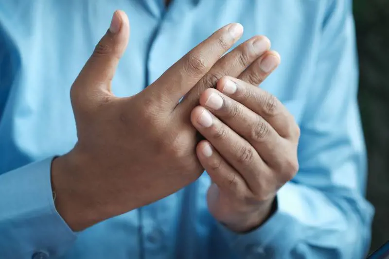 Dolori articolari, i rimedi naturali più efficaci