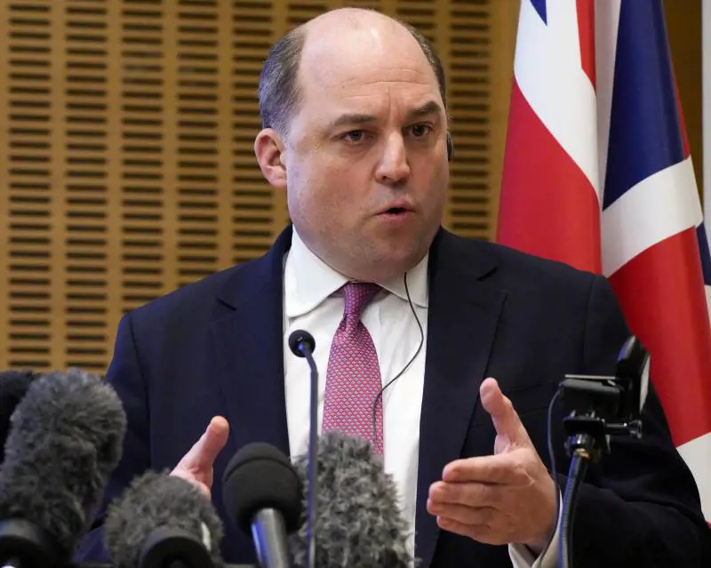 "Si è finto il premier. Sporco trucco...". Londra accusa i russi di spionaggio