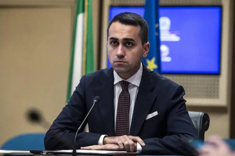 L'ultimatum del M5S a Di Maio: "Irrispettoso, stop frasi lesive"