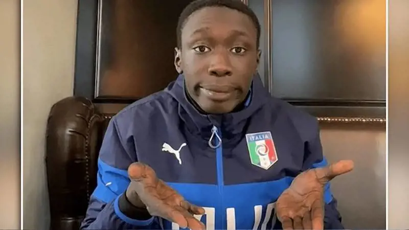 Khaby Lame diventa un fumetto: "Resto coi piedi per terra anche con 70 milioni di follower"
