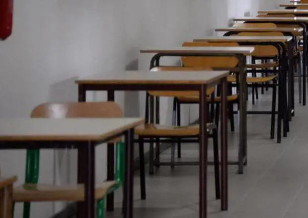 Condannato per abusi su minori. Ma fino al 2021 insegnava a scuola