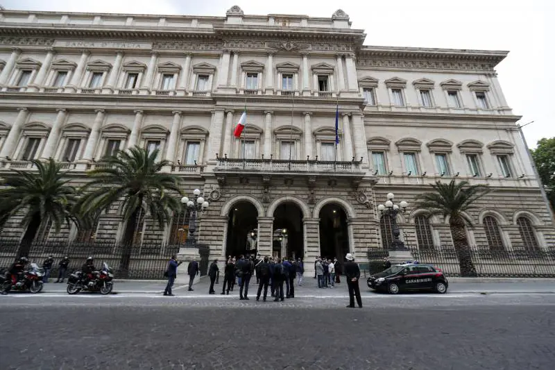 Il risiko bancario sotto la lente di Panetta: “Creare valore, non solo aggregazioni”