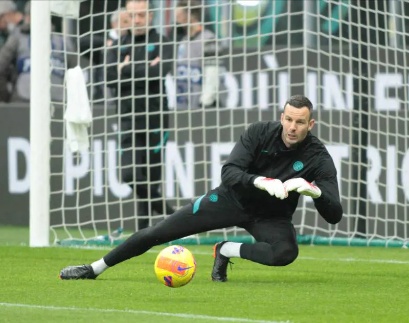 Handa, Mike e Ospina. Lo scudetto non si vince con le mani bucate