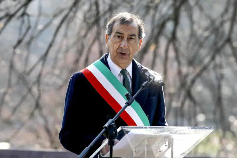 "La sicurezza non è di destra o di sinistra e non c'è formula magica. Servono più agenti"