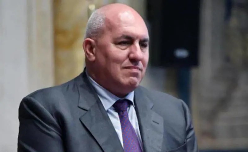 Crosetto sulla Meloni: "Solo così potrà arrivare a Palazzo Chigi"