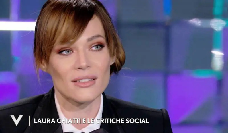 Laura Chiatti si sfoga a Verissimo: "Sui social massacrata per il mio aspetto fisico"