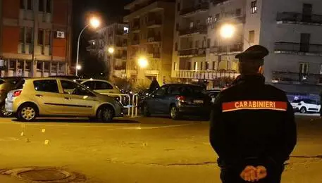 Spari nel centro di Lamezia Terme, un morto e due feriti