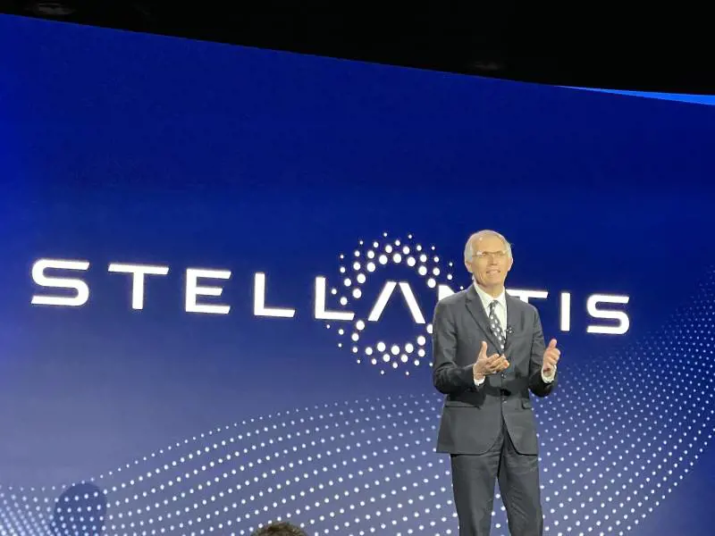 Per Stellantis aumenti e tutela dall'inflazione
