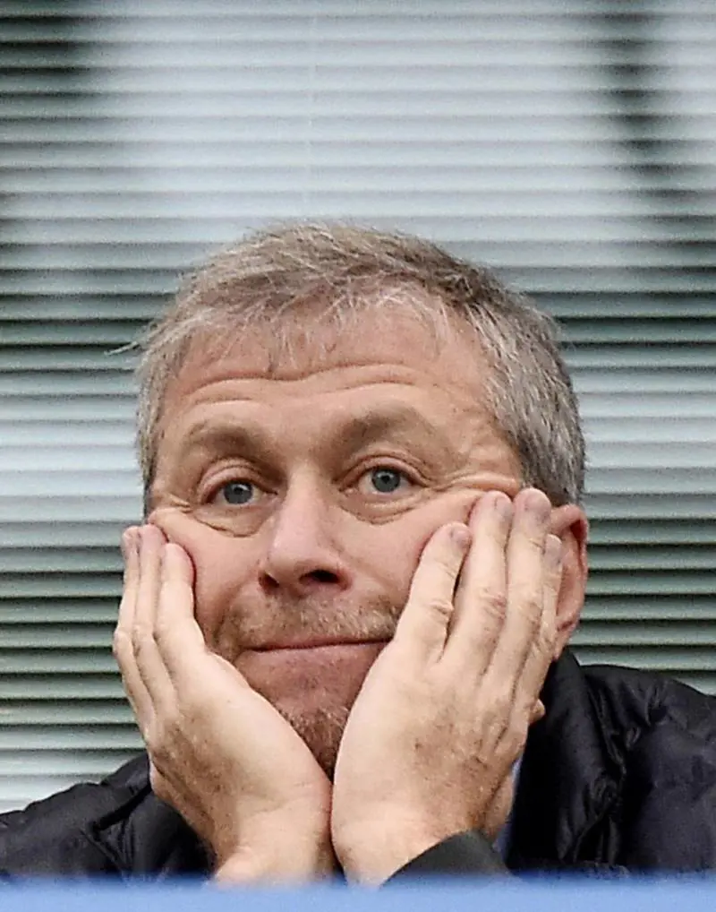 "Abramovich non può pagare l'affitto alla Regina