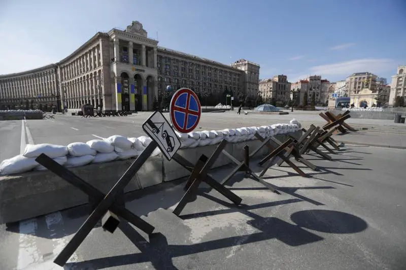 Un altro sindaco rapito: i russi portano via il primo cittadino di Dniprorudne