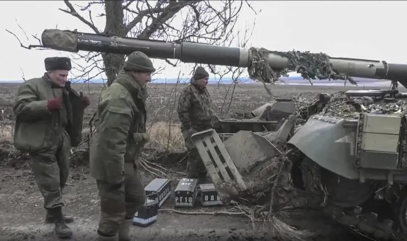 "I militari russi si sparano alle gambe...". Perché lo fanno