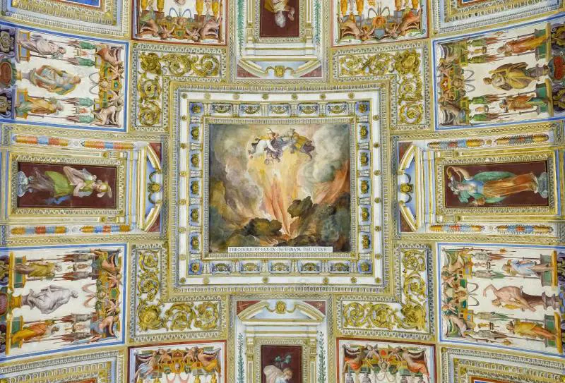 Verde agli Uffizi, Schmidt a Capodimonte, ecco i nuovi direttori dei musei: le decisioni di Sangiuliano