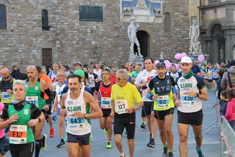 "Russi e ucraini insieme". Ma la maratona finisce nella bufera