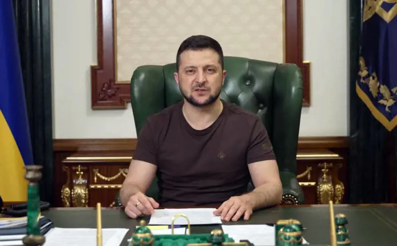 La mossa di Zelensky: "Referendum prima della pace"